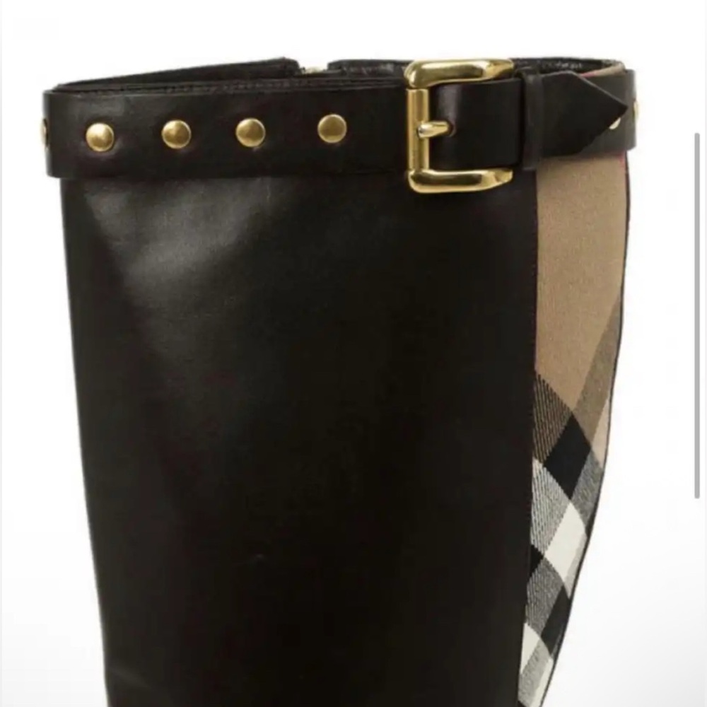 Burberry Black and Brown Plaid Heeled Boots - Picture 4 of 11
